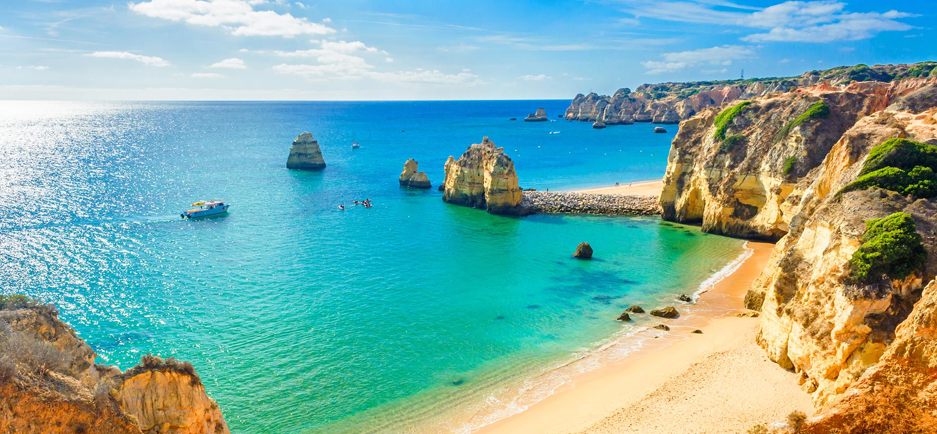 Summer in coming by Casa Velha Apartments ☀️